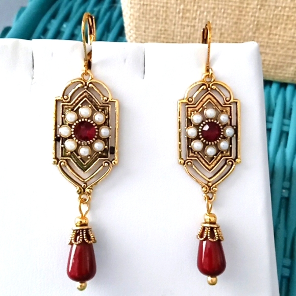 New Vintage Dark Red Themed Dangles - Picture 2 of 6